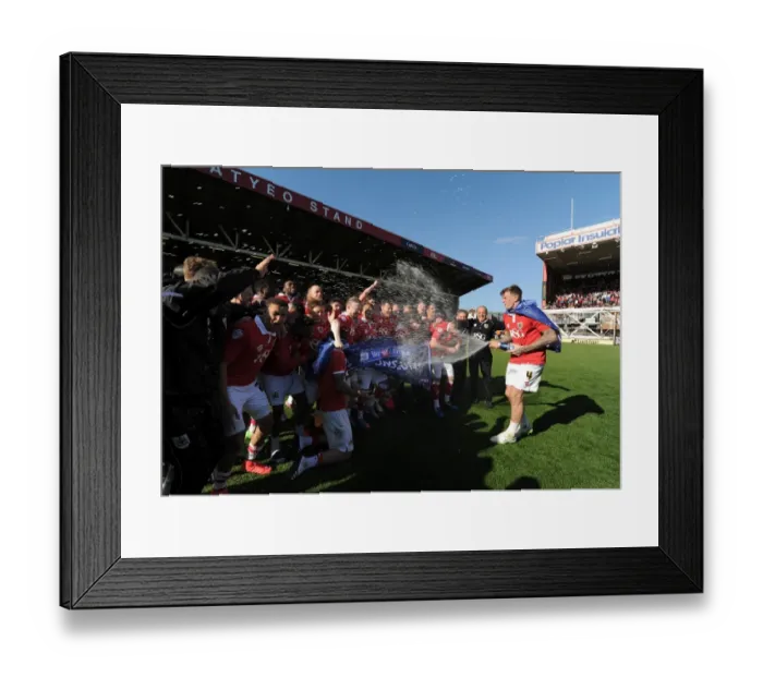 Framed Print : Aden Flint's Champagne Spray: Bristol City's League One Victory Celebration (18 / 04 / 2015) Framed Print : Aden Flint's Champagne Spray: Bristol City's League One Victory Celebration (18 / 04 / 2015)