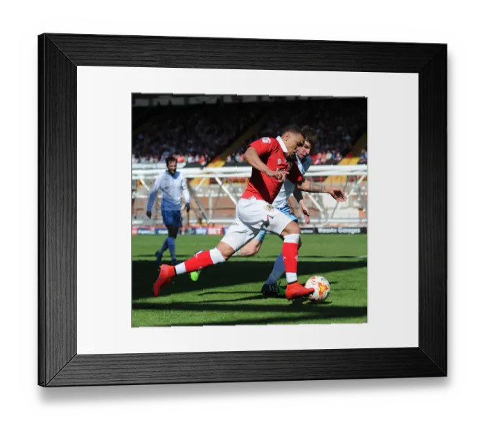 Framed Print : Bristol City vs Coventry City: Tavernier Chased Down by Stokes in Thrilling League One Clash Framed Print : Bristol City vs Coventry City: Tavernier Chased Down by Stokes in Thrilling League One Clash
