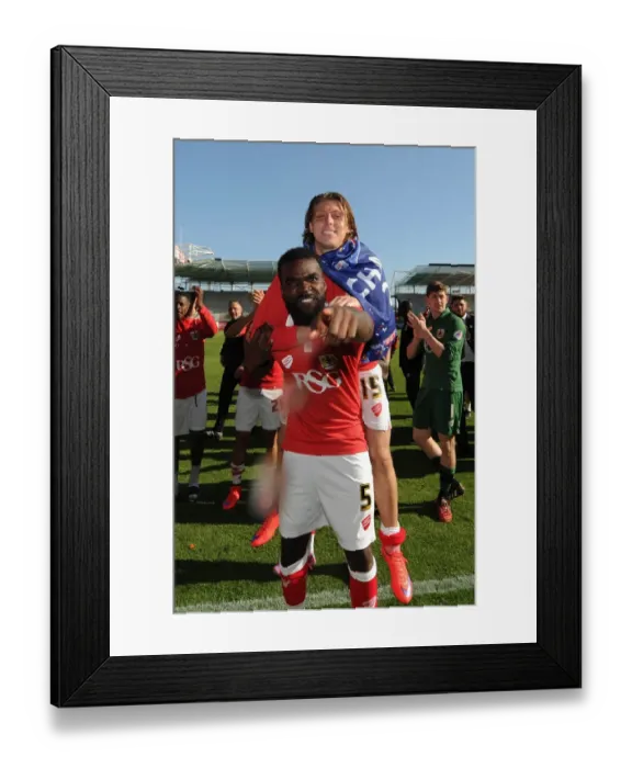 Framed Print : Bristol City Crowned Champions: Osborne and Freeman's Emotional Reaction (April 18, 2015) Framed Print : Bristol City Crowned Champions: Osborne and Freeman's Emotional Reaction (April 18, 2015)