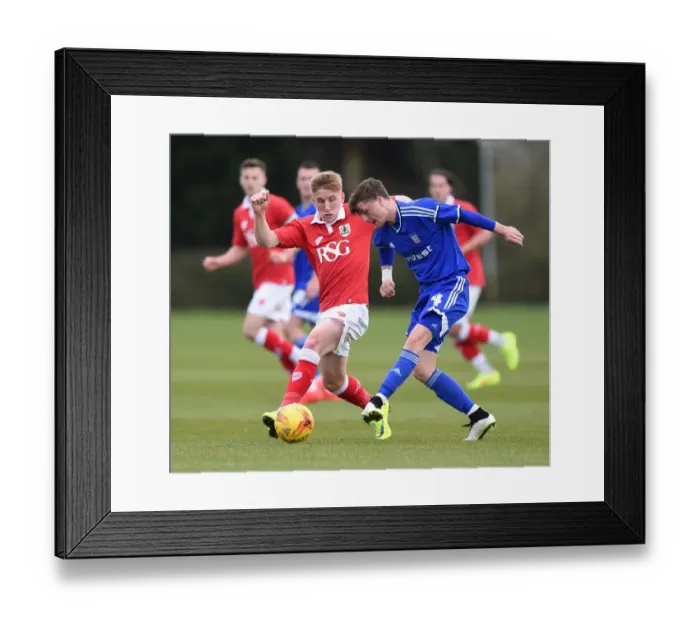 Framed Print : Bristol City vs Ipswich Town: A Training Ground Battle - Lemonheigh-Evans vs Blanchfield Framed Print : Bristol City vs Ipswich Town: A Training Ground Battle - Lemonheigh-Evans vs Blanchfield