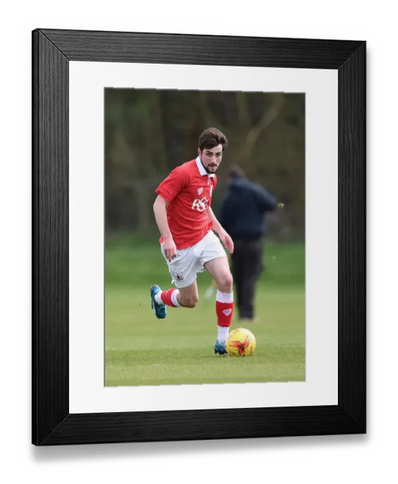 Framed Print : Bristol City U21s: Lewis Hall Shines in Training Session vs Ipswich Town (10 / 11 / 2014)