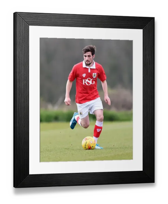 Framed Print : Bristol City's Lewis Hall Shines in Training: U21s Face Ipswich Town at Failand (10 / 11 / 2014) Framed Print : Bristol City's Lewis Hall Shines in Training: U21s Face Ipswich Town at Failand (10 / 11 / 2014)