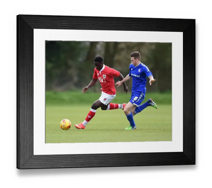 Framed Print : Bristol City vs Ipswich Town: A Clash Between Matt Mattis and Joe Robinson in U21 PDL2 Match Framed Print : Bristol City vs Ipswich Town: A Clash Between Matt Mattis and Joe Robinson in U21 PDL2 Match