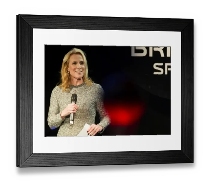 Framed Print : Bristol City Football Club's Glamorous Gala Dinner (2015) - Lisa Knight