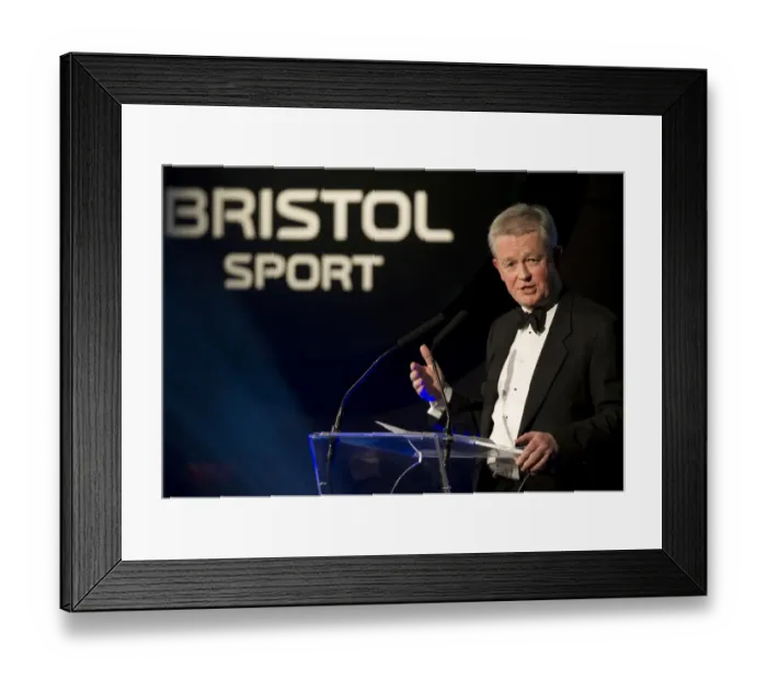 Framed Print : Bristol City Football Club Gala Dinner 2015: An Evening of Glamour and Sport Framed Print : Bristol City Football Club Gala Dinner 2015: An Evening of Glamour and Sport