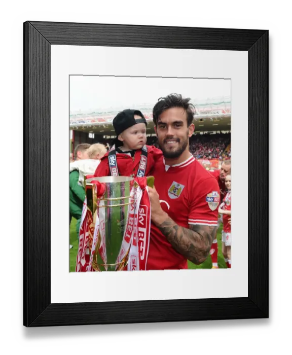 Framed Print : Marlon Pack in Action: Bristol City vs. Walsall, Sky Bet League One, May 2015 Framed Print : Marlon Pack in Action: Bristol City vs. Walsall, Sky Bet League One, May 2015