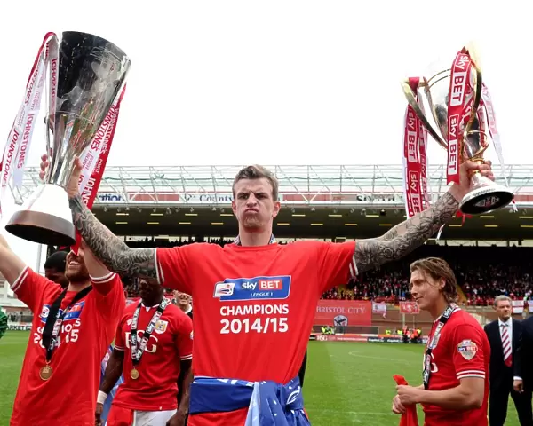 Aden Flint Lifts Double: Bristol City's Sky Bet League One and JPT Trophies (May 2015)