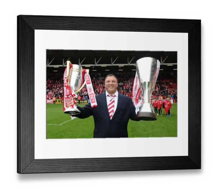 Framed Print : Football Rivalry: Bristol City vs Walsall Showdown at Ashton Gate, May 2015 Framed Print : Football Rivalry: Bristol City vs Walsall Showdown at Ashton Gate, May 2015