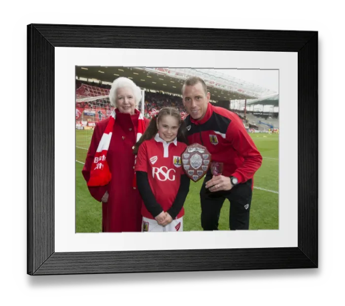 Framed Print : Aaron Wilbraham's Top Scorer Celebration: Bristol City vs. Walsall (2015) Framed Print : Aaron Wilbraham's Top Scorer Celebration: Bristol City vs. Walsall (2015)