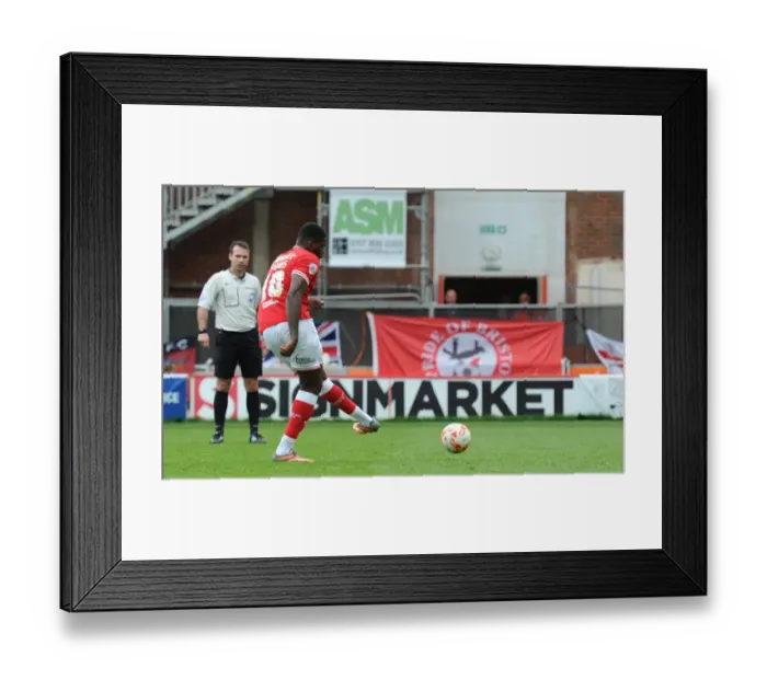 Framed Print : Jay Emmanuel-Thomas Scores the Decisive Penalty: Bristol City's Triumph over Walsall (03 / 05 / 2015)