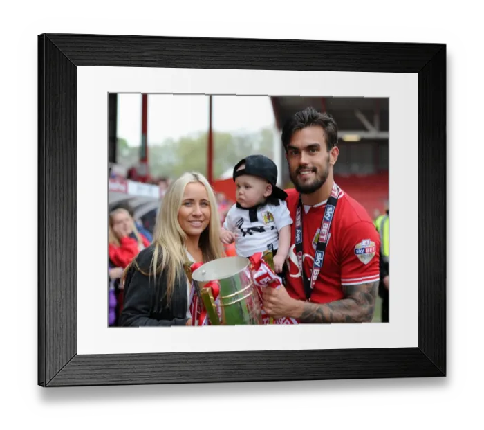 Framed Print : Marlon Pack in Action: Bristol City vs. Walsall, Sky Bet League One (May 2015)