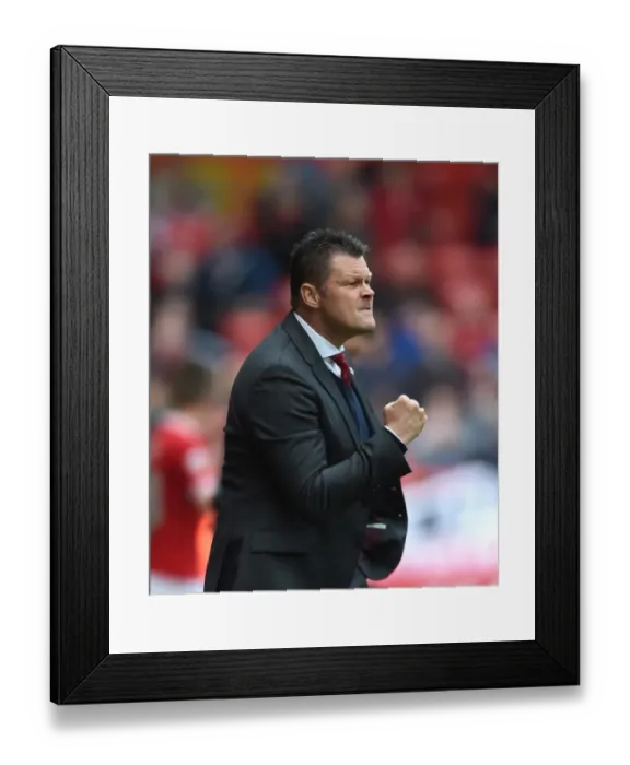 Framed Print : Steve Cotterill Leads Bristol City in Sky Bet League One Clash Against Walsall, May 2015 Framed Print : Steve Cotterill Leads Bristol City in Sky Bet League One Clash Against Walsall, May 2015