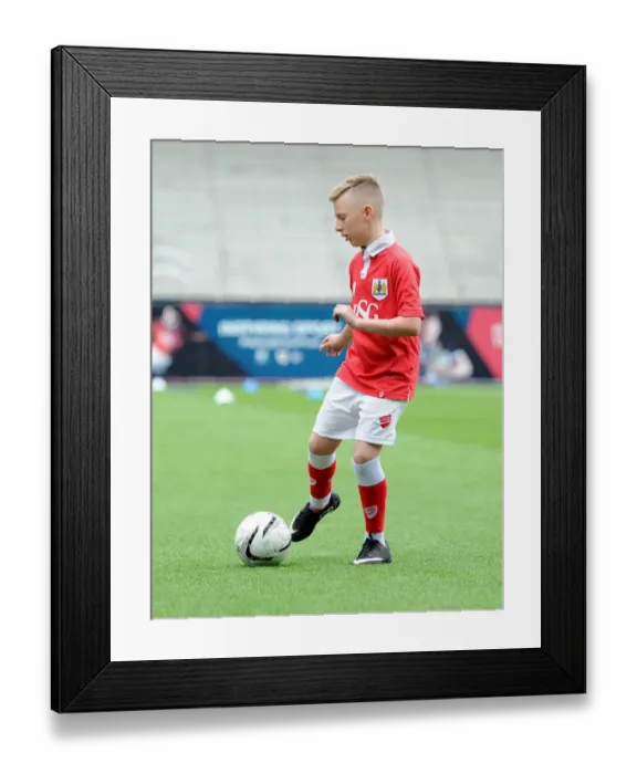 Framed Print : Bristol City vs Walsall: Showdown at Ashton Gate - May 2015