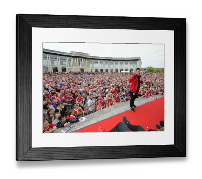 Framed Print : Bristol City Football Club: Steve Cotterill Addresses Thousands at Sold-Out Celebration Tour (04 / 05 / 2015) Framed Print : Bristol City Football Club: Steve Cotterill Addresses Thousands at Sold-Out Celebration Tour (04 / 05 / 2015)