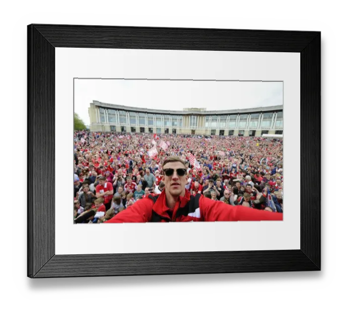 Framed Print : Thousands Gather for Bristol City's Celebration Tour: Aden Flint Takes a Selfie with Fans Framed Print : Thousands Gather for Bristol City's Celebration Tour: Aden Flint Takes a Selfie with Fans