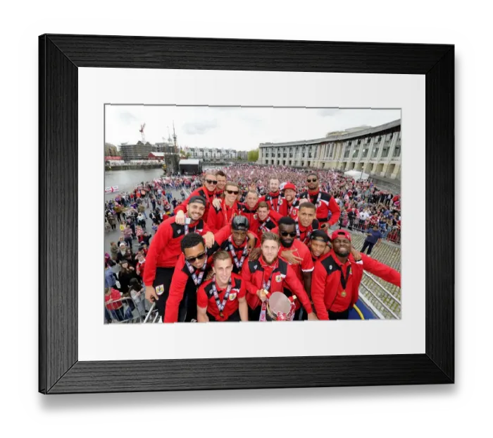 Framed Print : Bristol City FC: Triumphant Return with League One Trophy and Thousands of Ecstatic Fans