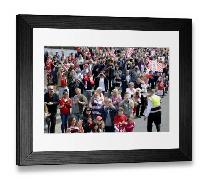 Framed Print : Thousands Gather for Unforgettable Bristol City Champions Welcome-Home Parade Framed Print : Thousands Gather for Unforgettable Bristol City Champions Welcome-Home Parade
