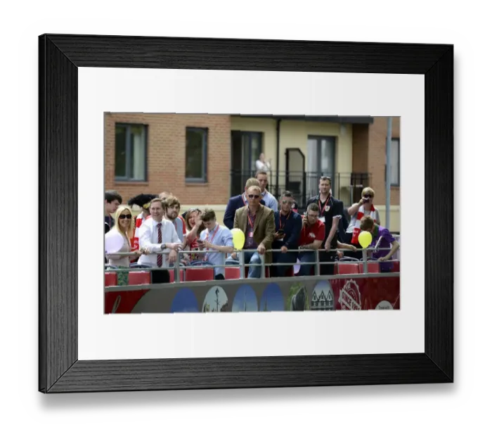 Framed Print : Bristol City: A Season to Remember - Celebrating Football Triumphs (2014-2015) Framed Print : Bristol City: A Season to Remember - Celebrating Football Triumphs (2014-2015)