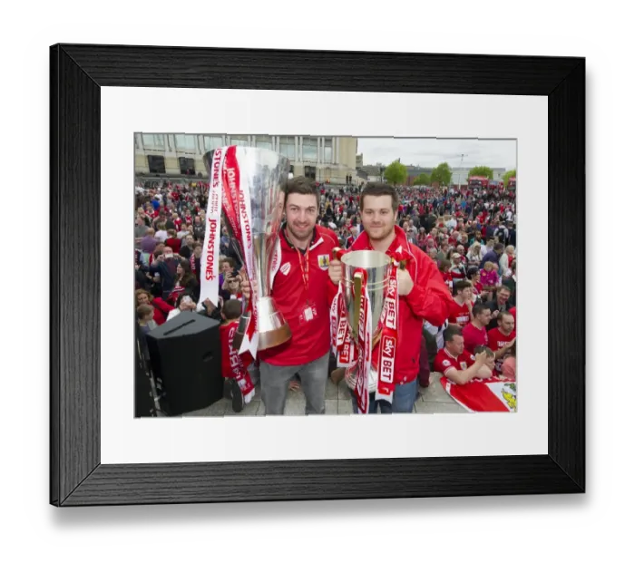 Framed Print : Bristol City Football Club: A Season to Remember - Celebration Tour 2015 Framed Print : Bristol City Football Club: A Season to Remember - Celebration Tour 2015