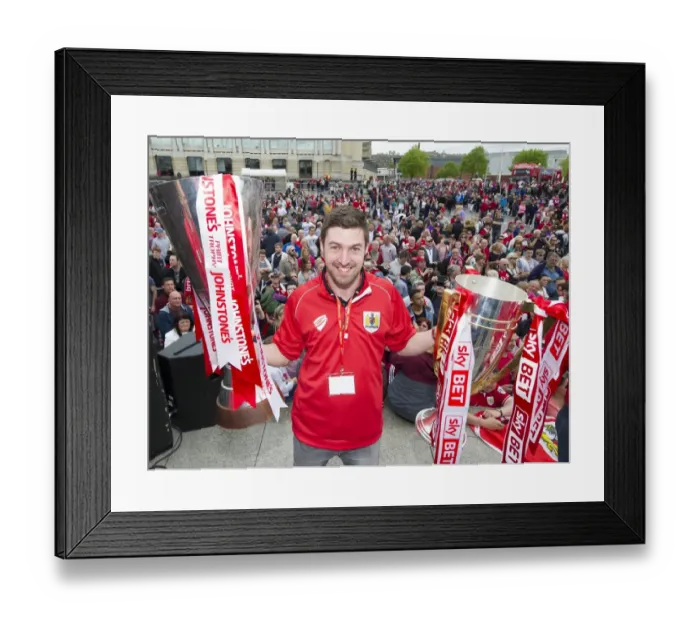 Framed Print : Bristol City Football Club: Unforgettable Moments from the 2015 Celebration Tour Framed Print : Bristol City Football Club: Unforgettable Moments from the 2015 Celebration Tour