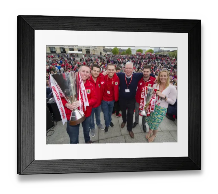 Framed Print : Bristol City Football Club: A Season to Remember - Celebration Tour 2015 Framed Print : Bristol City Football Club: A Season to Remember - Celebration Tour 2015