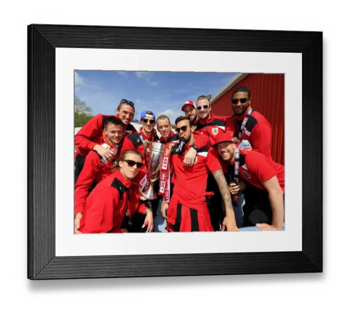 Framed Print : Bristol City FC Champions: Triumphant Tour Bus Parade (May 2015)