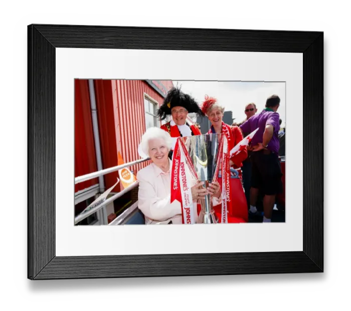 Framed Print : Bristol City: Champions Parade - Marina Dolman with JPT Trophy and Mayor Framed Print : Bristol City: Champions Parade - Marina Dolman with JPT Trophy and Mayor