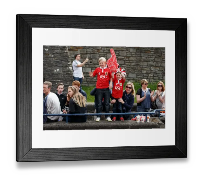 Framed Print : Bristol City FC: Champions Triumphant Bus Parade (May 2015) - A Sea of Supporters Celebrating League 1 and Johnstones Paint Trophy Titles