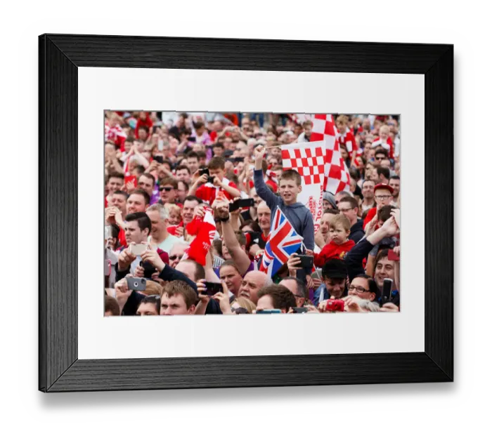 Framed Print : Thousands Celebrate: Bristol City's Double Title Victory Parade - Promotion to Championship