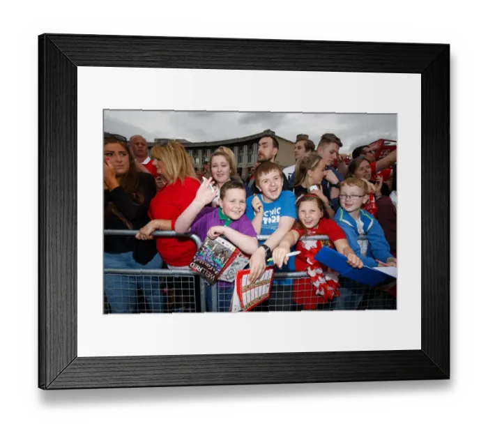 Framed Print : Thousands Celebrate: Bristol City's Championship Promotion Parade Framed Print : Thousands Celebrate: Bristol City's Championship Promotion Parade