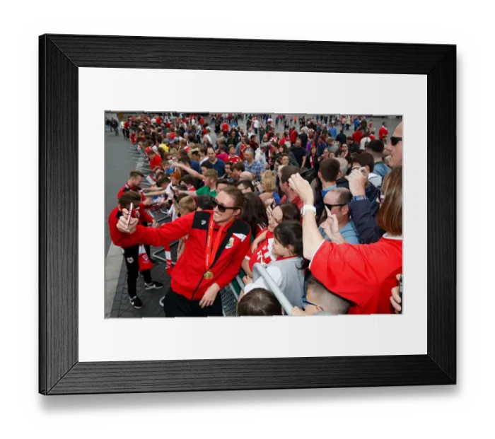 Framed Print : Bristol City Football Club: Champions Bus Parade - Luke Ayling Celebrates with Fans Framed Print : Bristol City Football Club: Champions Bus Parade - Luke Ayling Celebrates with Fans