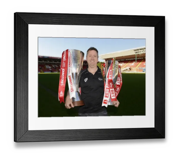 Framed Print : Bristol City Academy Training at Ashton Gate Stadium, May 2015 Framed Print : Bristol City Academy Training at Ashton Gate Stadium, May 2015