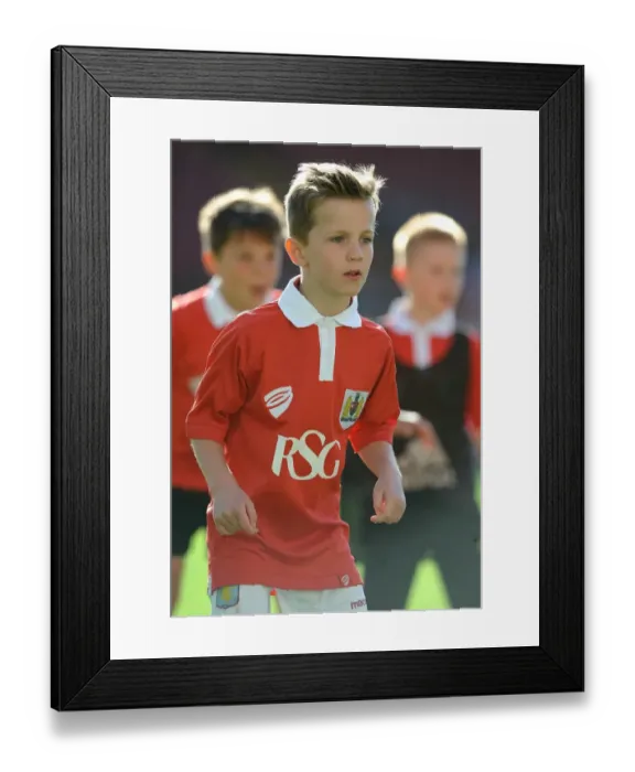 Framed Print : Bristol City Academy Training at Ashton Gate Stadium, May 2015 Framed Print : Bristol City Academy Training at Ashton Gate Stadium, May 2015