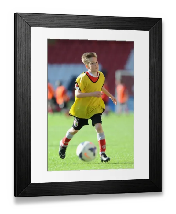 Framed Print : Bristol City Academy Training at Ashton Gate Stadium, May 2015 Framed Print : Bristol City Academy Training at Ashton Gate Stadium, May 2015