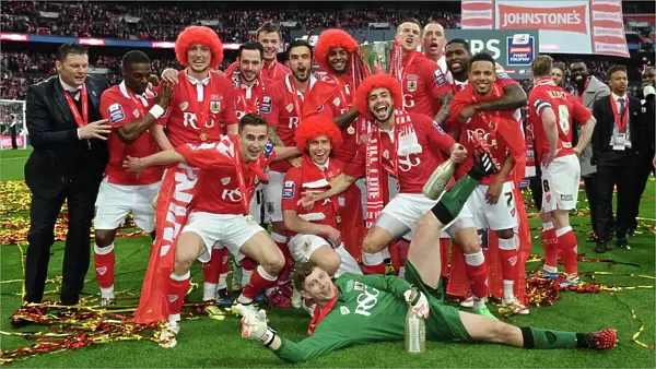 Bristol City Celebrate JPT Victory over Walsall at Wembley, 2015