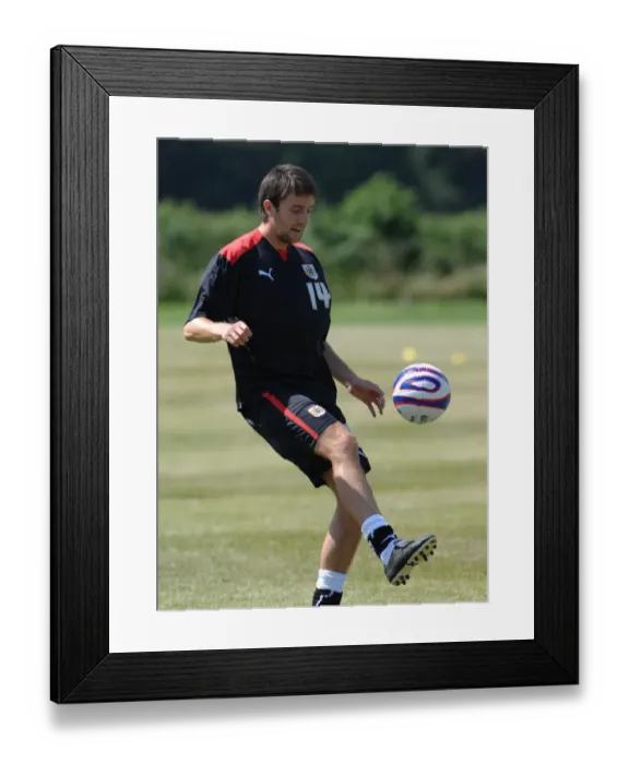 Framed Print : Bristol City First Team: Gearing Up for the 08-09 Season - Pre-Season Training Framed Print : Bristol City First Team: Gearing Up for the 08-09 Season - Pre-Season Training