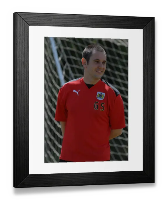 Framed Print : Gearing Up: Behind the Scenes of Bristol City First Team's 08-09 Pre-Season Training