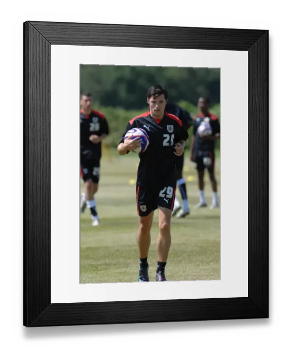 Framed Print : Bristol City First Team: Pre-Season Training 08-09 - Gearing Up for the New Season Framed Print : Bristol City First Team: Pre-Season Training 08-09 - Gearing Up for the New Season