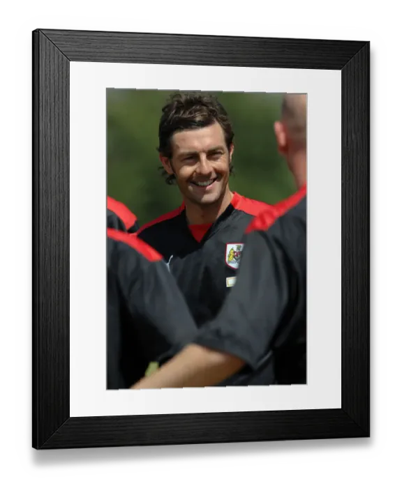 Framed Print : Bristol City First Team: Pre-Season Training 08-09 - Gearing Up for Season Eight-Nine