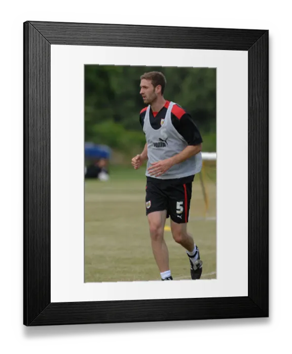 Framed Print : Bristol City First Team: Pre-Season Training 08-09 - Gearing Up for the New Season Framed Print : Bristol City First Team: Pre-Season Training 08-09 - Gearing Up for the New Season
