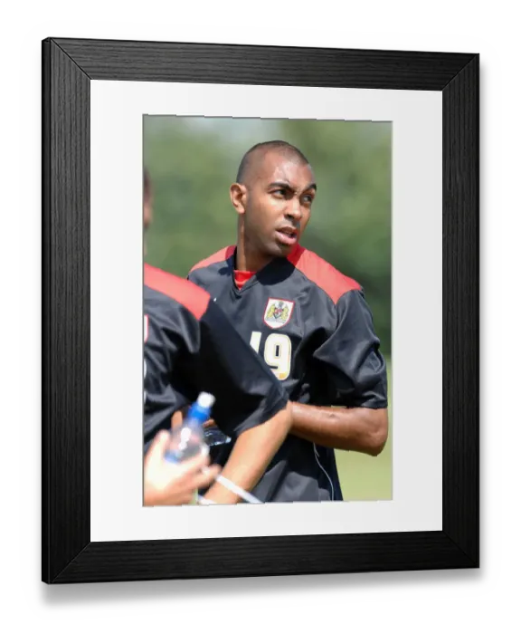 Framed Print : Bristol City First Team: Gearing Up for Season 8-9 - Pre-Season Training Framed Print : Bristol City First Team: Gearing Up for Season 8-9 - Pre-Season Training