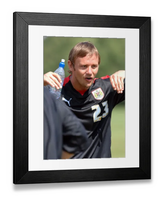 Framed Print : Bristol City First Team: Gearing Up for the 08-09 Season - Pre-Season Training Framed Print : Bristol City First Team: Gearing Up for the 08-09 Season - Pre-Season Training
