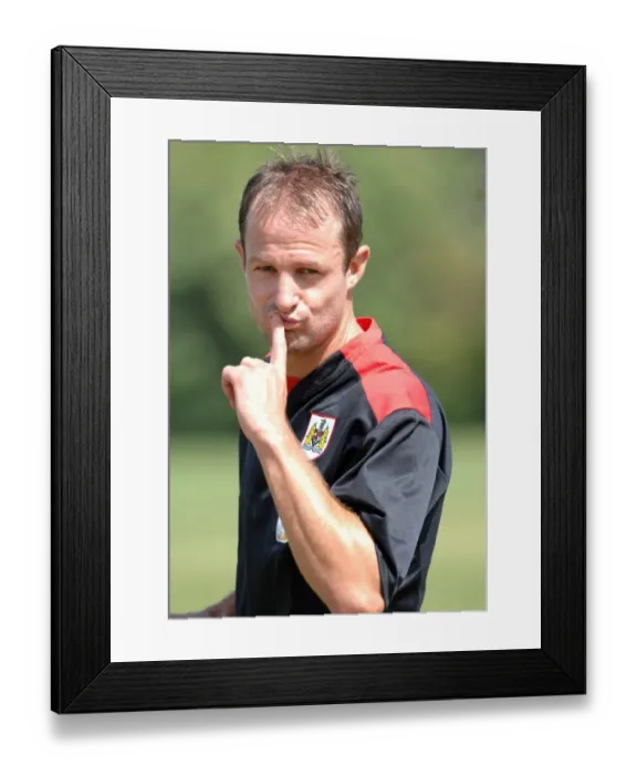 Framed Print : Bristol City First Team: Gearing Up for the 08-09 Season - Pre-Season Training Framed Print : Bristol City First Team: Gearing Up for the 08-09 Season - Pre-Season Training