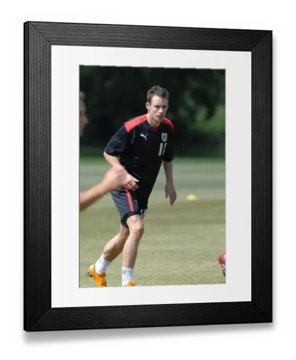 Framed Print : Bristol City First Team: Pre-Season Training 08-09 - Gearing Up for the New Season Framed Print : Bristol City First Team: Pre-Season Training 08-09 - Gearing Up for the New Season