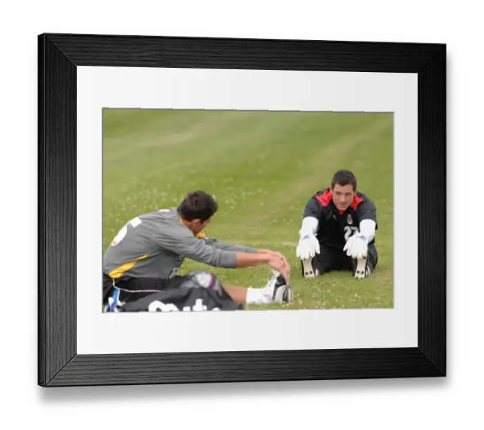 Framed Print : Bristol City First Team: Pre-Season Training 08-09 - Gearing Up for the New Season Framed Print : Bristol City First Team: Pre-Season Training 08-09 - Gearing Up for the New Season