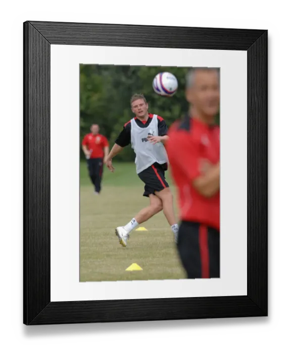 Framed Print : Bristol City First Team: Pre-Season Training 08-09 - Gearing Up for the New Season Framed Print : Bristol City First Team: Pre-Season Training 08-09 - Gearing Up for the New Season