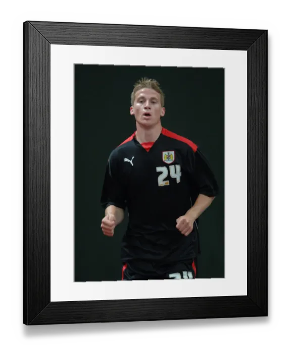 Framed Print : Bristol City First Team: Pre-Season Training 08-09 - Gearing Up for the New Season Framed Print : Bristol City First Team: Pre-Season Training 08-09 - Gearing Up for the New Season