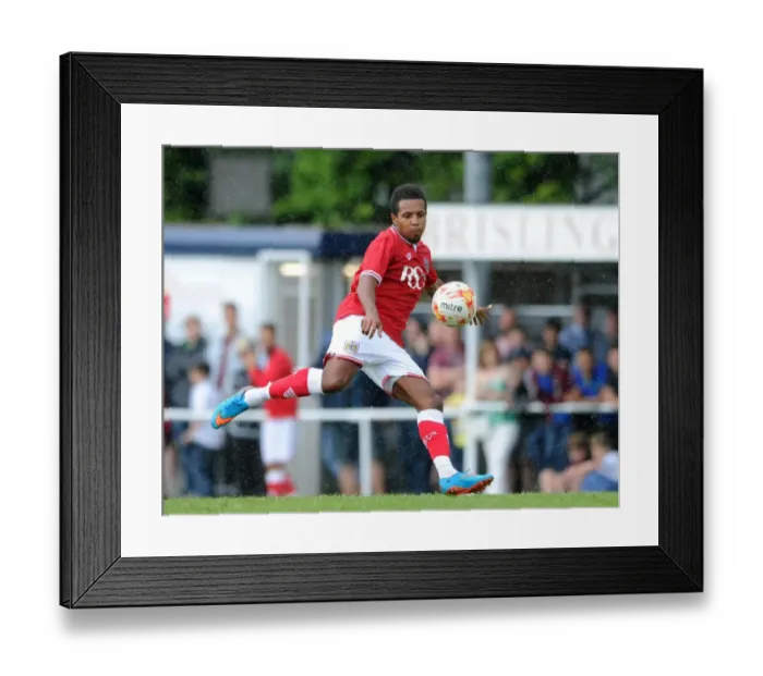 Framed Print : Korey Smith in Action: Bristol City vs. Keynsham, Pre-Season Friendly, 2015 Framed Print : Korey Smith in Action: Bristol City vs. Keynsham, Pre-Season Friendly, 2015