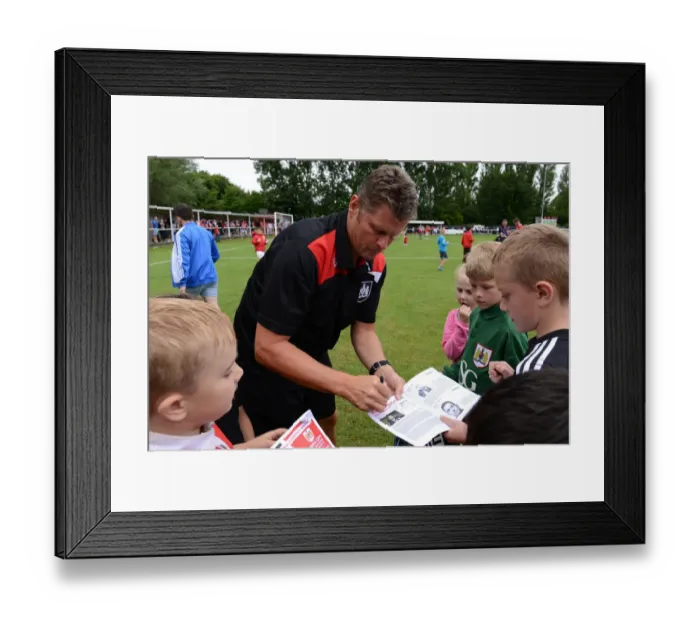Framed Print : Steve Cotterill Engages with Young Fans at Bristol City FC Pre-Season Friendly Framed Print : Steve Cotterill Engages with Young Fans at Bristol City FC Pre-Season Friendly