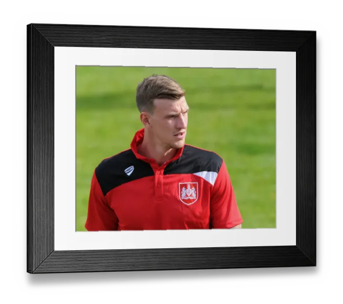 Framed Print : Aden Flint of Bristol City in Action Against Bath City, 2015 Framed Print : Aden Flint of Bristol City in Action Against Bath City, 2015